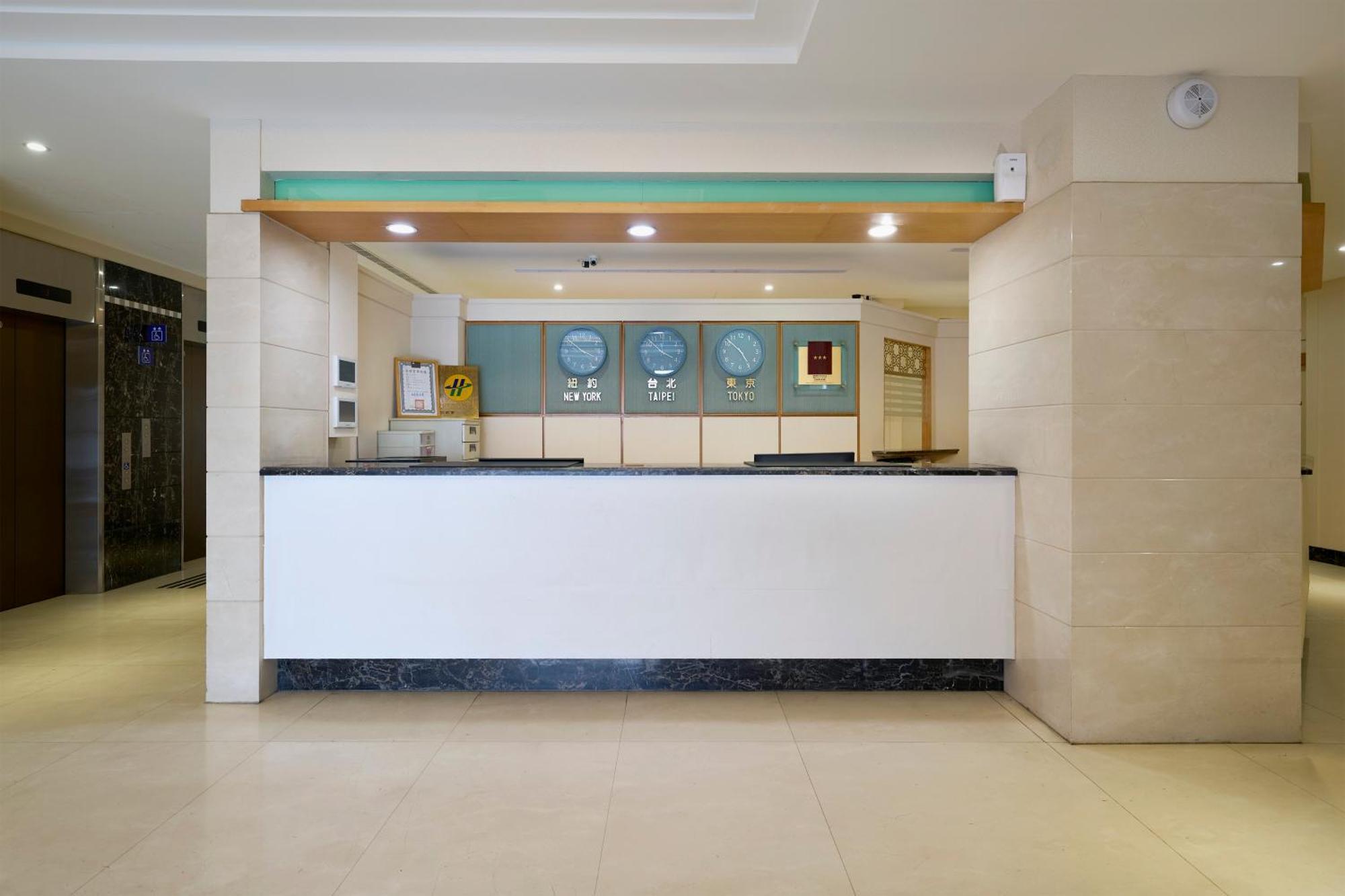 華麗大飯店ferrary Hotel Тайбей Екстер'єр фото