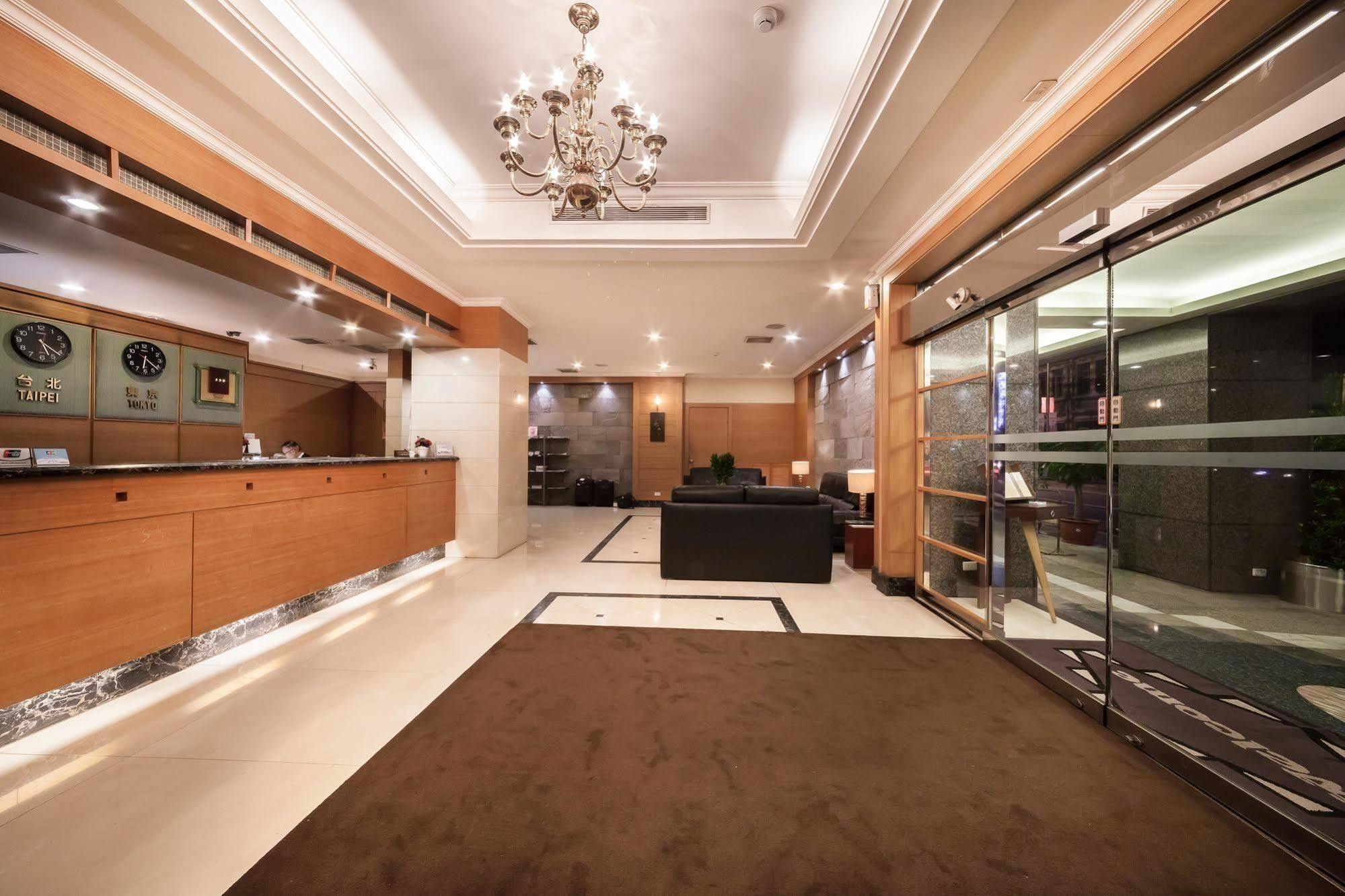 華麗大飯店ferrary Hotel Тайбей Екстер'єр фото